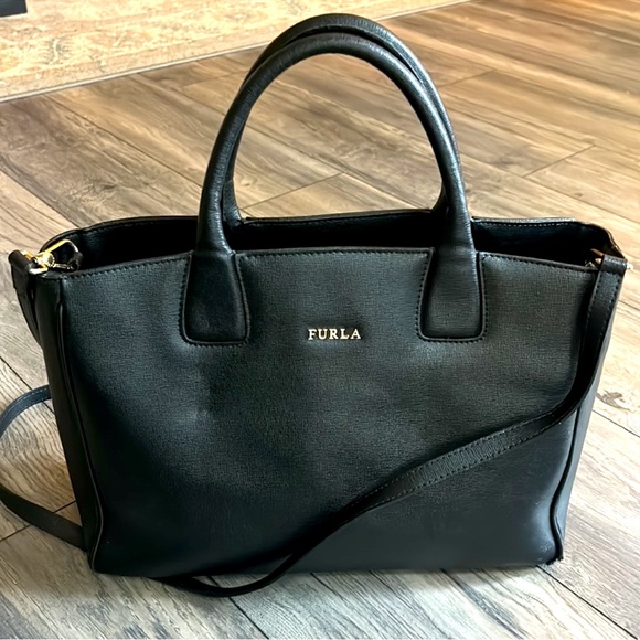 Authentic Furla Amina Medium Tote East/West Leather Satchel crossbody Handbag - Picture 1 of 16